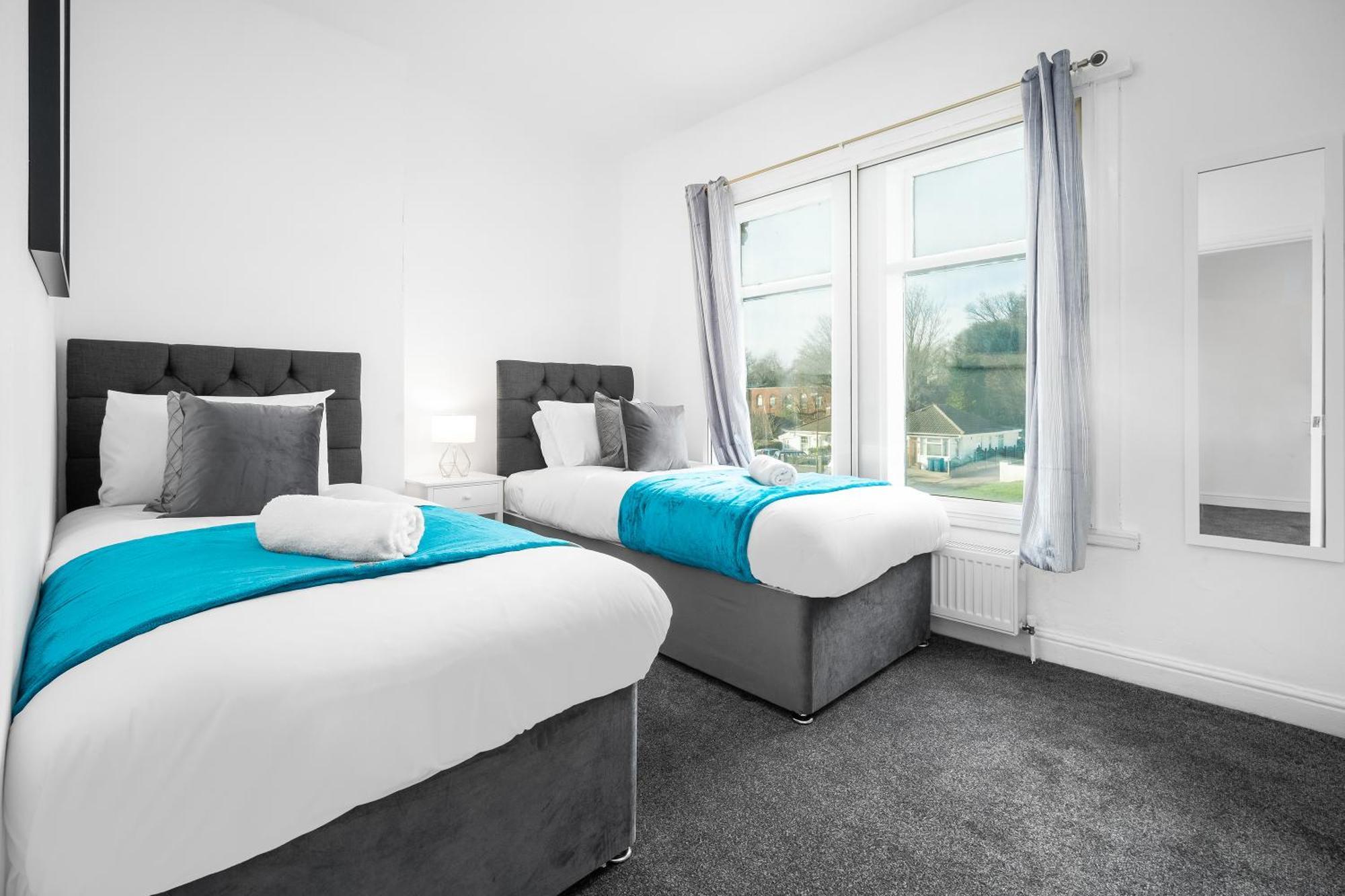Harborne 2 Bedroom House - Parking - Smart Tv - Wifi - 62W 伯明翰 外观 照片
