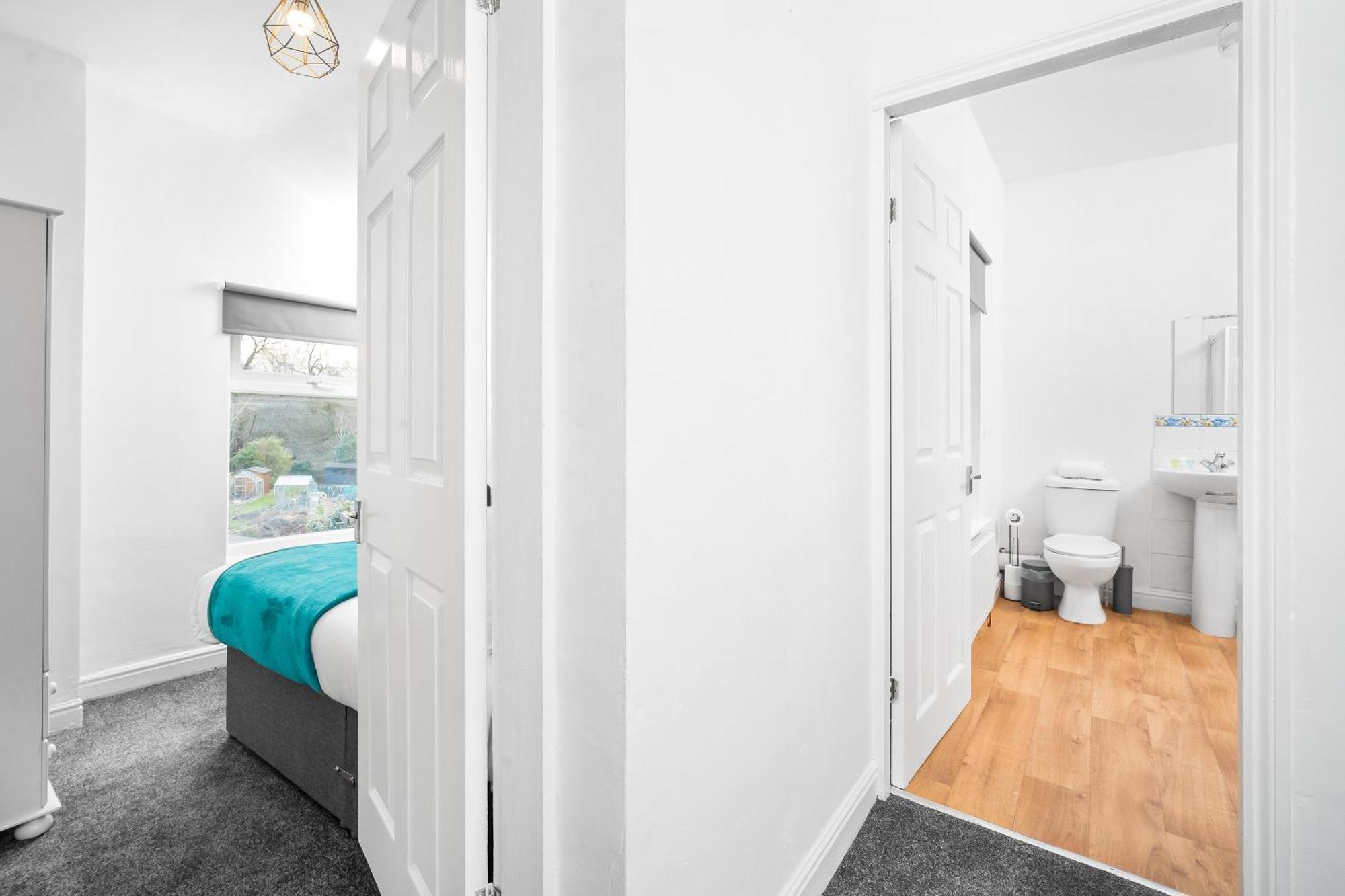 Harborne 2 Bedroom House - Parking - Smart Tv - Wifi - 62W 伯明翰 外观 照片